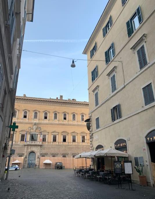 Апартаменти Casa Cristina In Piazza Farnese Рим Екстер'єр фото